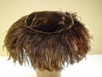 Feather  brim
